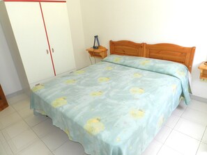 3 bedrooms, travel cot, WiFi - Sardinia - Budoni: apartment in villa with garden (Sardegna)