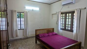 4 camere, Wi-Fi gratuito, lenzuola