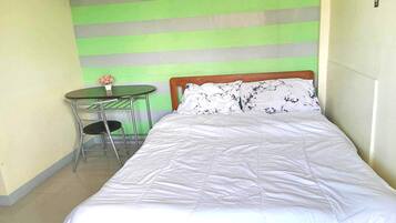 Habitación doble Deluxe | Escritorio, espacio para trabajar con laptop y wifi gratis