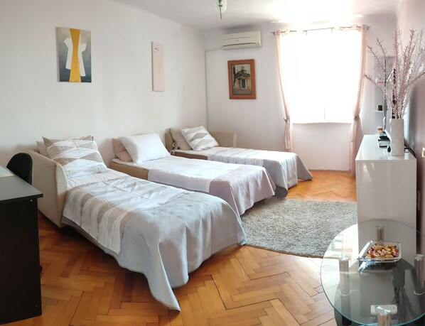 2 Schlafzimmer, Bügeleisen/Bügelbrett, WLAN, Bettwäsche