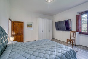 Family Apartment, Multiple Bedrooms, 2 Bathrooms, Mountainside (Quercia 2 - Relax in Tuscany) - Quercia 2 - Relax in Tuscany (Montaione)