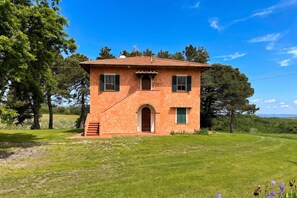 Family Apartment, 2 Bedrooms, 2 Bathrooms, Mountainside (Quercia 2 - Relax in Tuscany) | Exterior - Quercia 2 - Relax in Tuscany (Montaione)