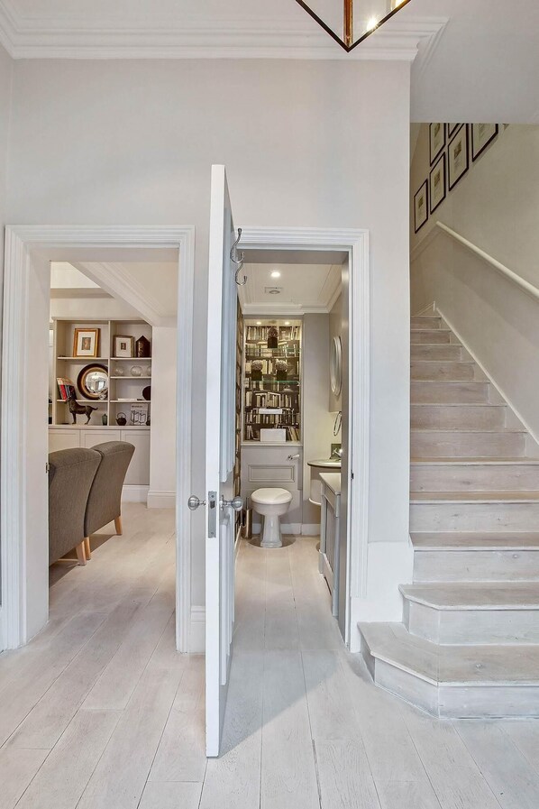 House | 3 bedrooms - White House Mews Property (London)
