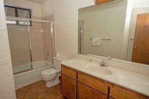 Bathroom - 3336 Pine Hill Road 3 Bedroom Home (South Lake Tahoe)