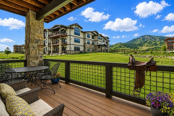 Condo, 3 habitaciones | Restaurante al aire libre