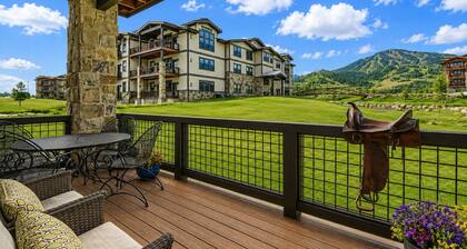 Helling Circle Secret 102 3 Bedroom Condo by RedAwning
