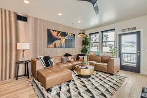 Condo, 3 Bedrooms | Living area | Smart TV