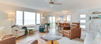 Bright Houghton Lake Home w/ Boat Dock + Fire Pit