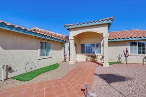 House (3 Bedrooms) | Interior - Cozy Lake Havasu City Home - Pool and Hot Tub (Lake Havasu City)