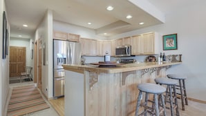 Apartment (2 Bedrooms) | Interior - Walk to Ski Lift: Breck Condo w/ Hot Tub (Breckenridge)