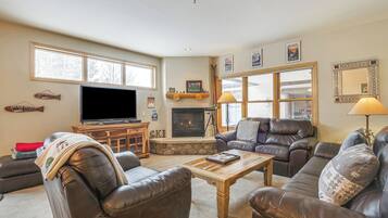 Apartment (2 Bedrooms) | Front of property