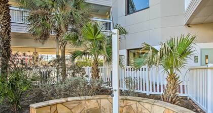 Galveston Condo w/ Beach Access Near Moody Gardens
