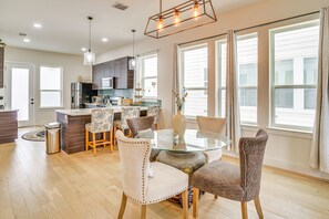 Dining - Upscale San Antonio Condo w/ Rooftop Patio (San Antonio)