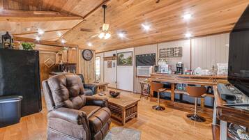 House (2 Bedrooms) | Front of property