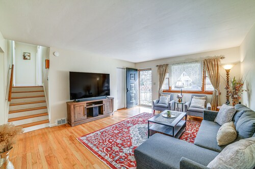 New York Abode: 2 Mi to Binghamton University!