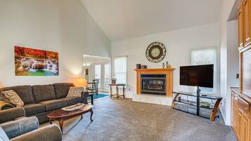 House (3 Bedrooms) | Front of property