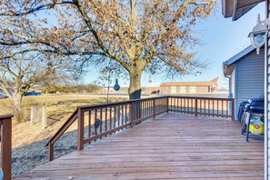 House (3 Bedrooms) | Interior - Stockton Home w/ Deck & Gas Grill ~ 1 Mi to Lake! (Stockton)