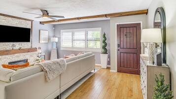 Nhà (3 Bedrooms) | Nội thất