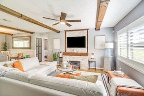 House (3 Bedrooms) | Interior - Port St Lucie Retreat: Lanai w/ Private Pool! (Port Saint Lucie)