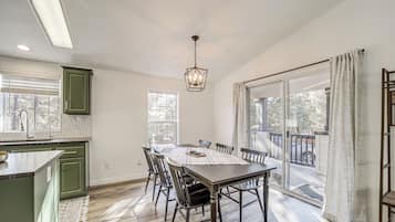 Casa (3 Bedrooms) | Interior