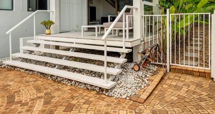Four Pines Shelly Beach Retreat