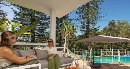 Four Pines Shelly Beach Retreat