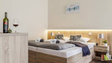 Colchones con efecto memoria y tabla de planchar con plancha