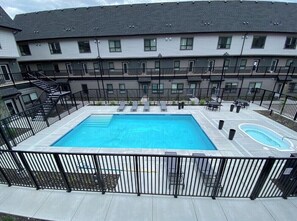 Beheizter Pool