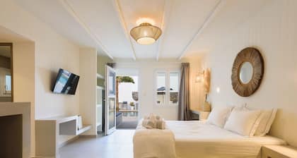 Vammos Luxury Apartments