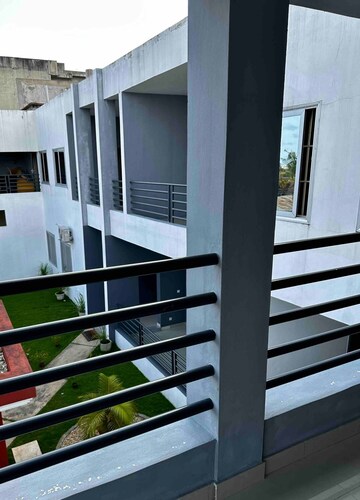 Spacious Private Room & Balcony

