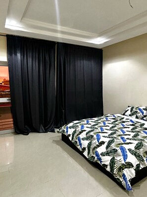 1 bedroom, WiFi, bed sheets