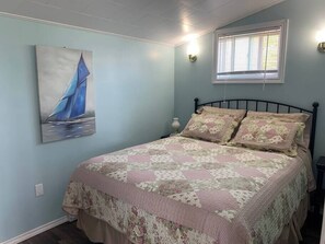 1 bedroom, WiFi, bed sheets - Hillside Cottage (Twillingate)