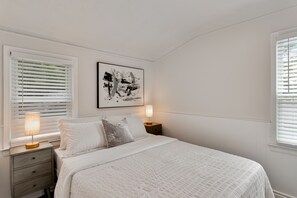 4 makuuhuonetta, ilmainen Wi-Fi, vuodevaatteet