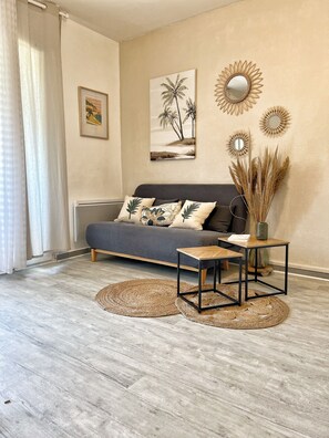 TV - Appartement à la mer (Six-Fours-les-Plages)