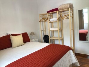 3 bedrooms, WiFi, bed sheets