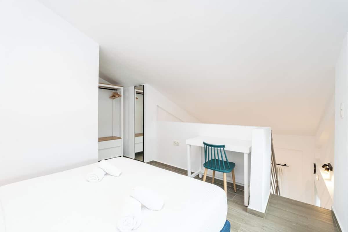 Loft | Egyptian cotton sheets, premium bedding, Select Comfort beds