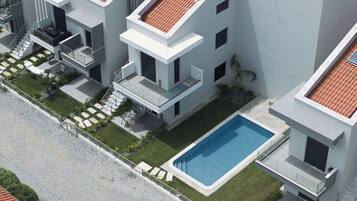 Loft, 2 Bedrooms, Pool Access | Egyptian cotton sheets, premium bedding, Select Comfort beds