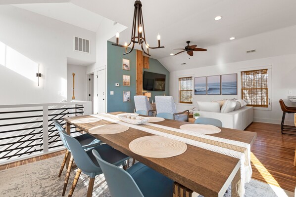 Dining - Work Trip: 500ft. to the Beach | Hot Tub | Pets OK (Kill Devil Hills)