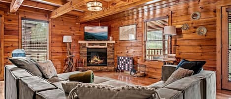 TV, fireplace