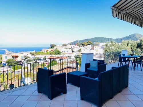 VILLA NOLELU - vacation home with large panoramic terrace
