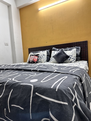 1 quarto, ferros/tábuas de passar roupa, Wi-Fi, roupa de cama