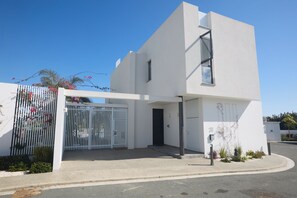 Villa, 3 Bedrooms, Private Pool, Garden View | Exterior