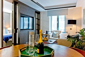 Apartment - 1-bed Executive Apt 102 (London)