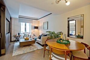 House | 1 bedroom - 1-bed Executive Apt 102 (London)