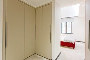 Apartment | 3 bedrooms - 3-bed Deluxe Apt 101 (London)