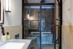 อพาร์ทเมนท์ | 3 ห้องนอน