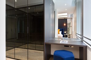 Apartment - 3-bed Deluxe Apt 309 (London)