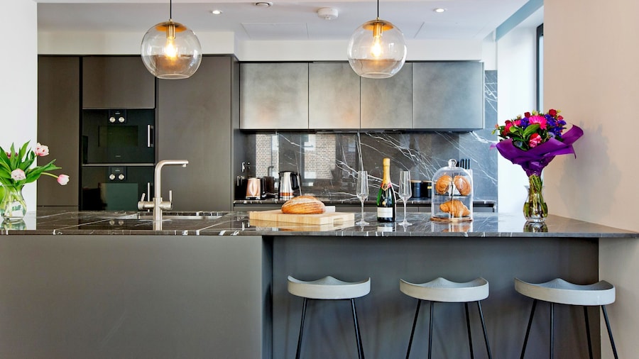 2-bed Superior Apt 208