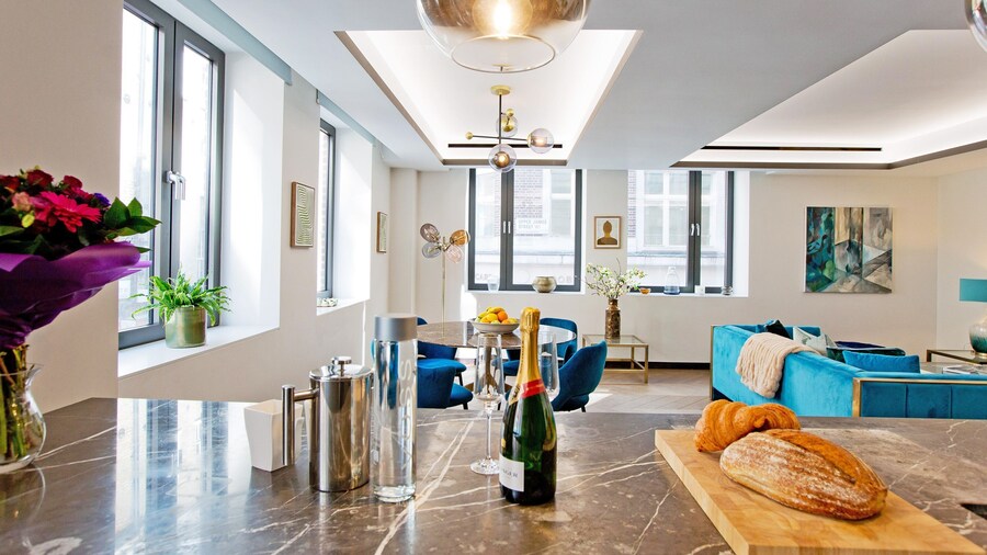 2-bed Deluxe Apt 104