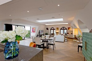 อพาร์ทเมนท์ | 3 ห้องนอน